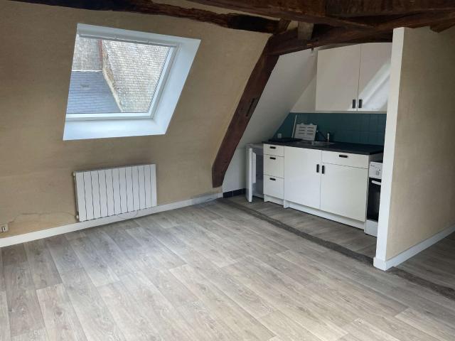 Location appartement 2 pièces Sablé Sur Sarthe Centre 72