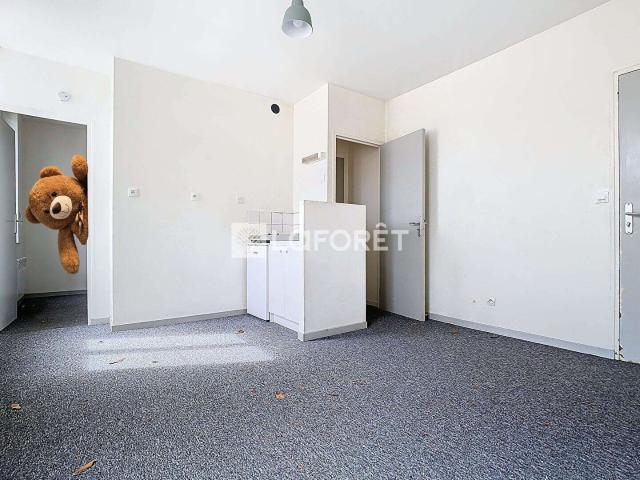 Location appartement 2 pièces Saint Aubin lès Elbeuf 76