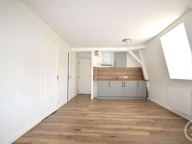 Location appartement 2 pièces Saint Berthevin 53