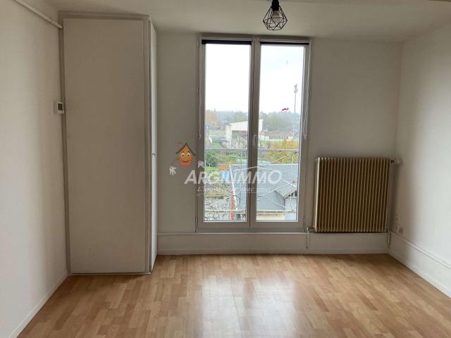 Location appartement 2 pièces Saint Calais 72