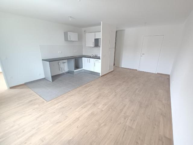 Location appartement 2 pièces SENLIS 50m² à 858.64€/mois CDC Habitat