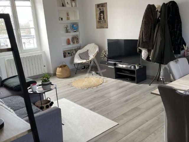 Location appartement 2 pièces Secqueville en Bessin 14