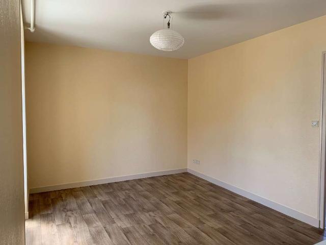 Location appartement 2 pièces Segre 49
