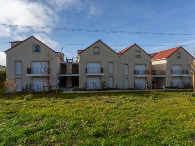 Location appartement 2 pièces ST GERMAIN LES ARPAJON 44m² à 827.57€/mois CDC Habitat