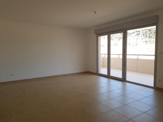 Location appartement 2 pièces ST RAPHAEL 53m² à 812.82€/mois CDC Habitat
