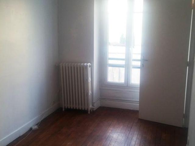 Location Appartement 2pièces 32m² 75020 Paris