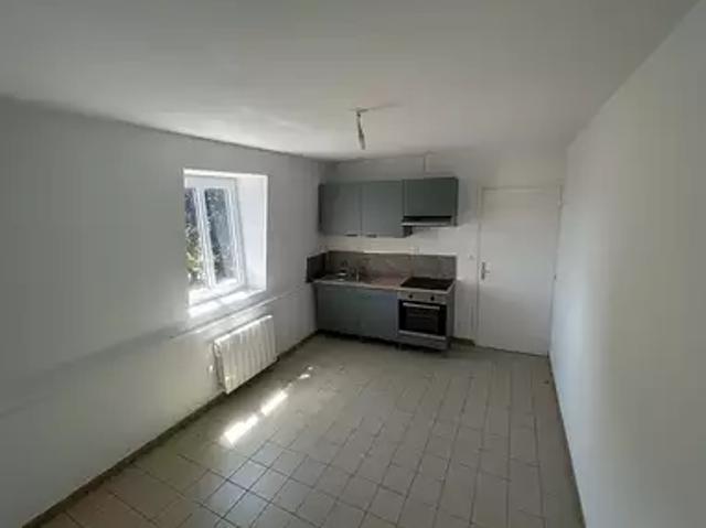 location appartement, 33.19 m² au dernier étage