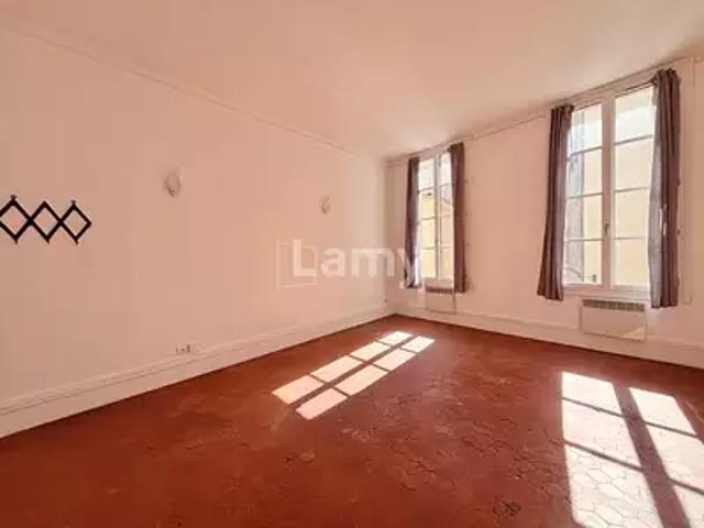 location appartement, 30.74 m²