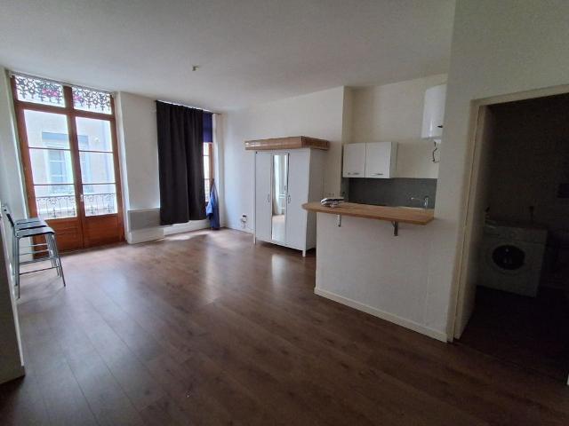 Location Appartement 41m² ST ETIENNE 42000
