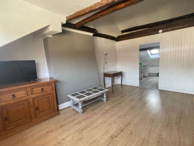 Location appartement, 37.97 m² T 2 à Arpajon, 850 €