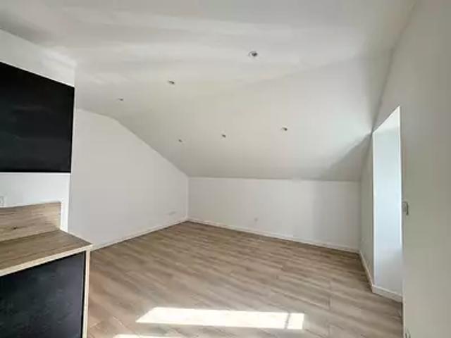 location appartement, 34.34 m² au dernier étage