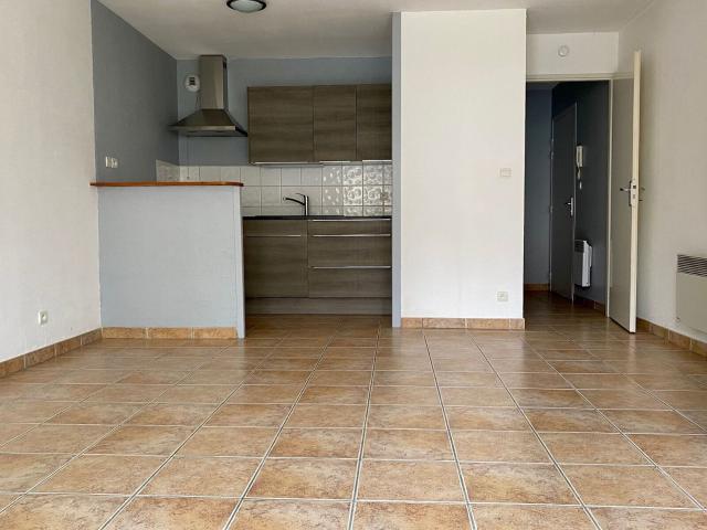 Location appartement, 38 m² T 2 à Bonneville, 655 €
