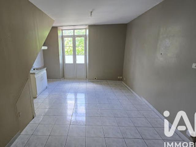 Location Appartement 3 pièces 43 m2 Terrasson Lavilledieu
