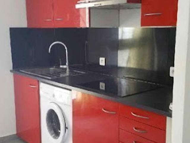 Location Appartement 3 pièces 43 m2 Marseille 8ème