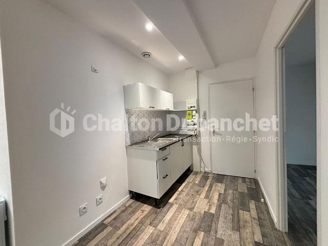 Location Appartement 3 pièces 43m²
