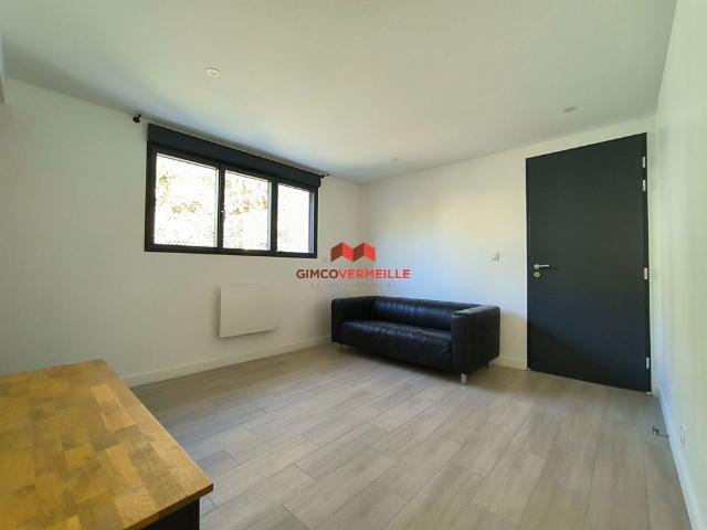 Location Appartement 3 pièces 43m²