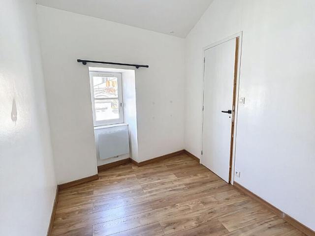 Location Appartement 3 pièces 41m² LA ROCHELLE 17000