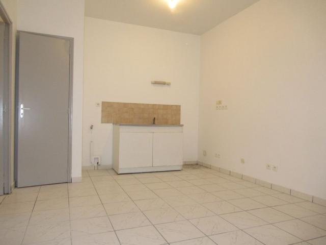 Location Appartement 3 pièces 42m² LA FERTE MACE 61600