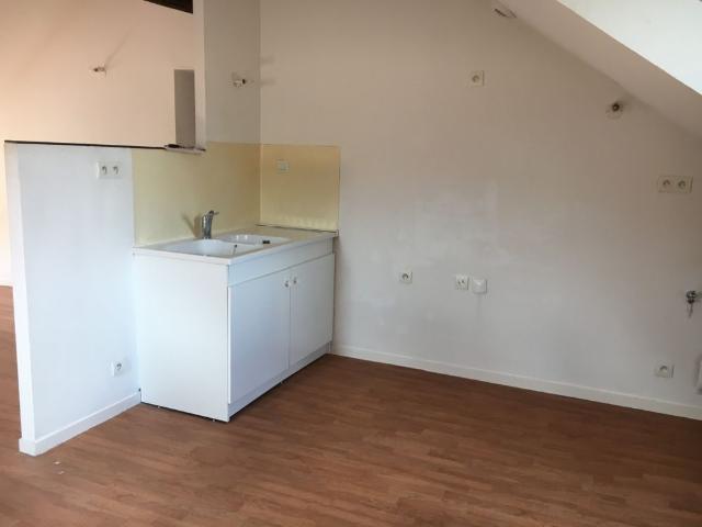 Location Appartement 3 pièces 47m² CHATELLERAULT 86100