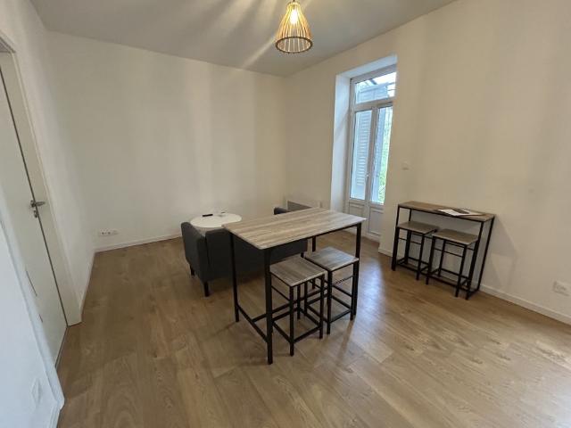 Location Appartement 3 pièces 47m² LE CREUSOT 71200