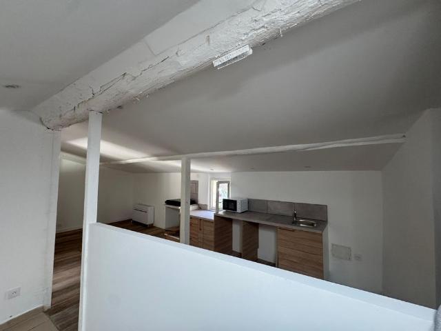 Location Appartement 3 pièces 47m² RIANS 83560