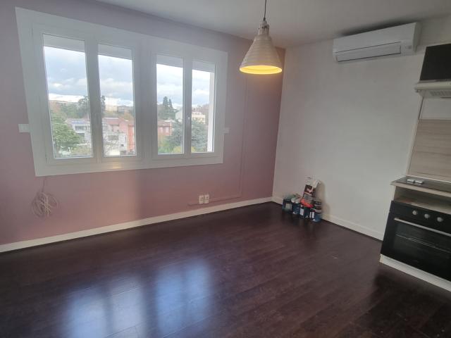 Location Appartement 3 pièces 47m² TOULOUSE 31400