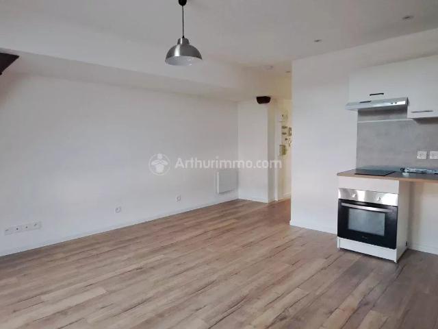 Location Appartement 3 pièces 44 m2 à Carmaux