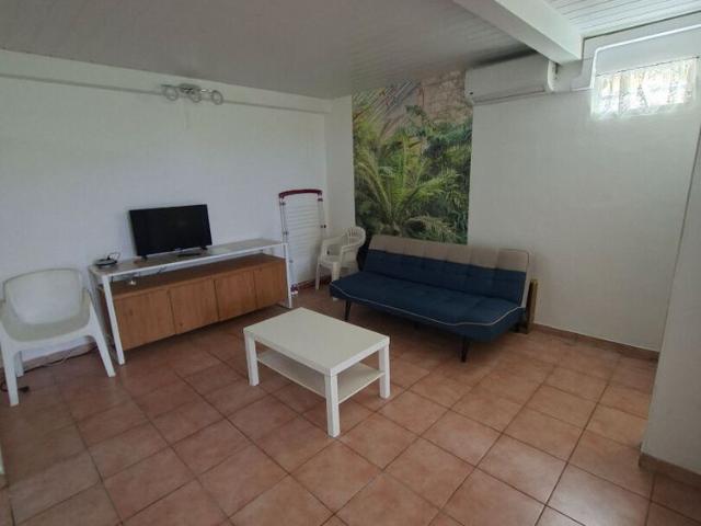 Location appartement 3 pièces, 45.54m², Ducos