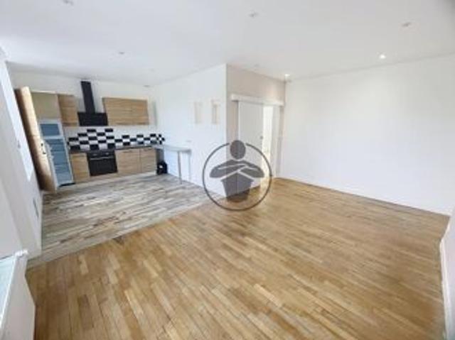 Location Appartement 3 pièces 45 m2 à Saint Quentin