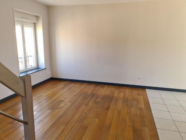 Location Appartement 3 pièces 45m² LE CREUSOT 71200