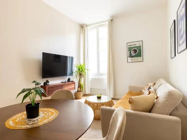 Location Appartement 3 pièces 45m² MARSEILLE 1er