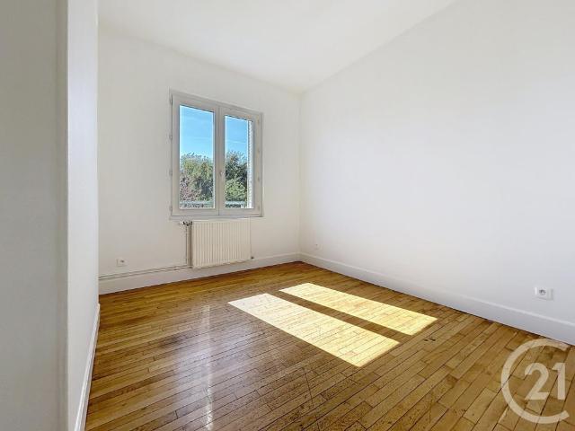 Location Appartement 3 pièces 45m² TROYES 10000