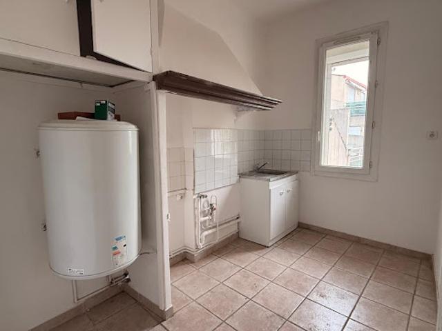 Location Appartement 3 pièces 48.5 m2 Marignane