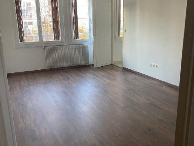Location Appartement 3 pièces 48m² CLICHY SOUS BOIS 93390