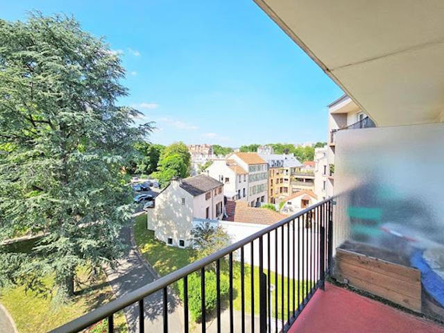 Location Appartement 3 pièces 49 m2 Vanves