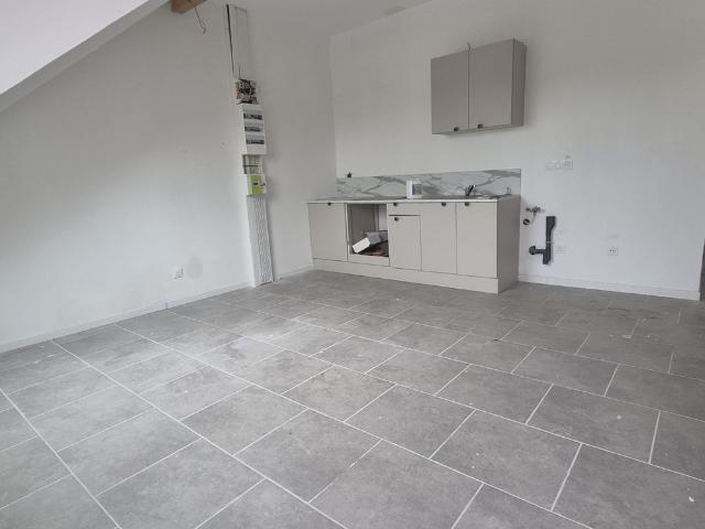 Location Appartement 3 pièces 49m² FEIGNIES 59750
