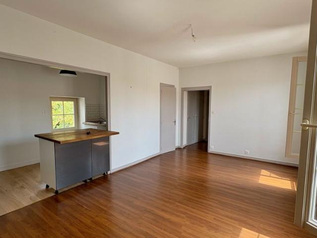 Location Appartement 3 pièces 49m² NIORT 79000