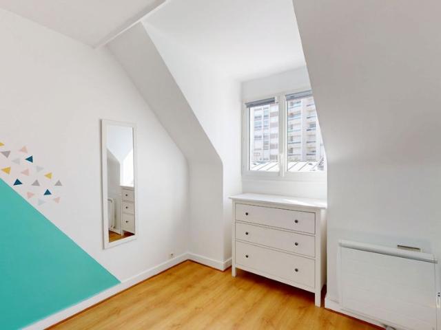 Location appartement 3 pièces, 53.60m², Courbevoie