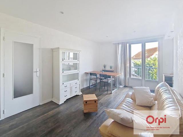 Location Appartement 3 pièces 53.61 m2 Montluçon