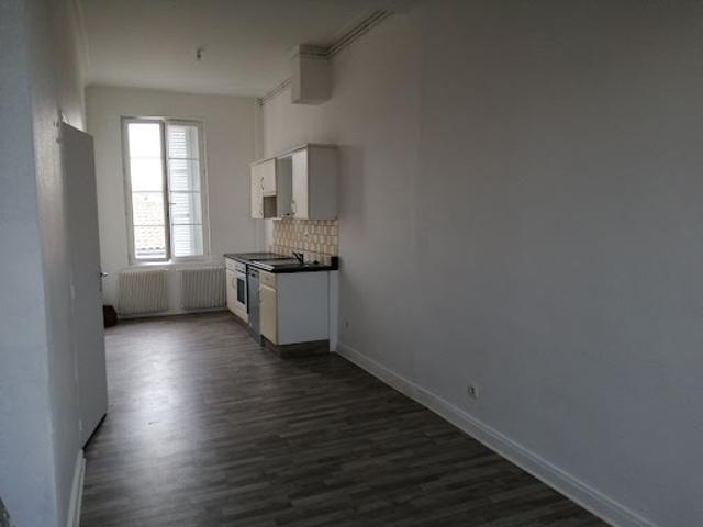Location Appartement 3 pièces 53.66 m2 Rochefort