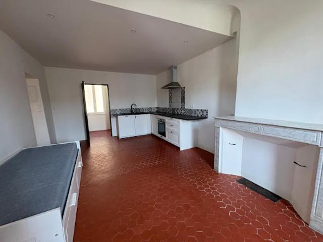Location Appartement 3 pièces 53.71 m2 Riez