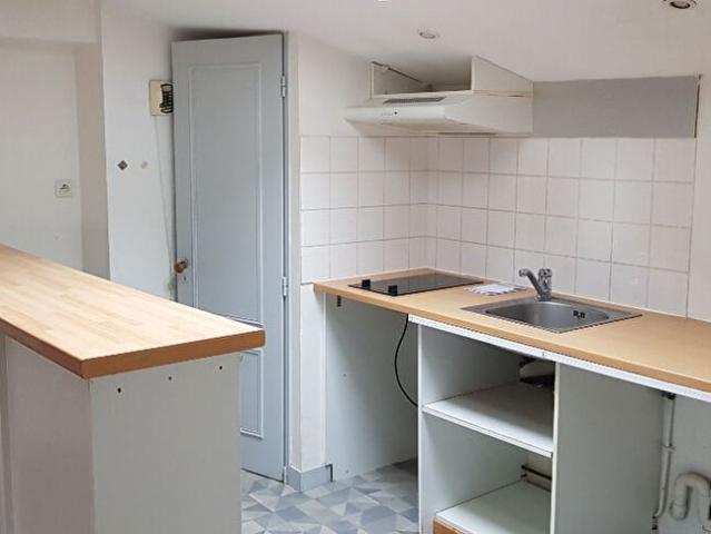 Location appartement 3 pièces, 53.80m², Rochefort