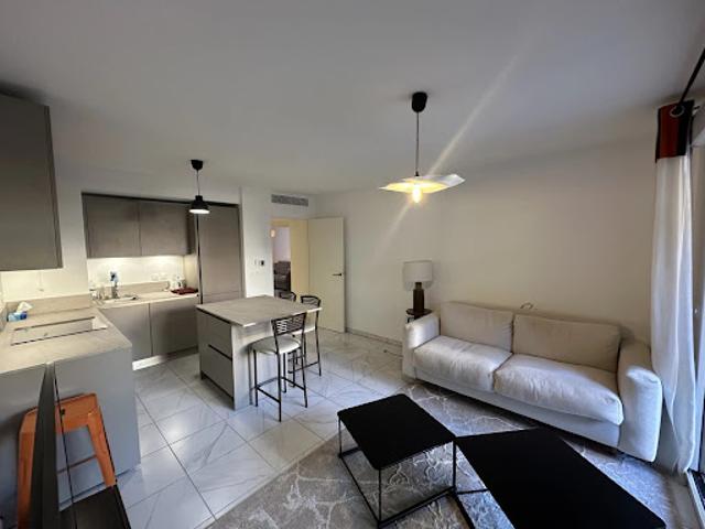 Location Appartement 3 pièces 53.89 m2 Nice