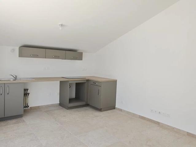 Location Appartement 3 pièces 53m² COGOLIN 83310