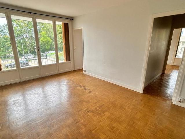 Location Appartement 3 pièces 53m² DIJON 21000