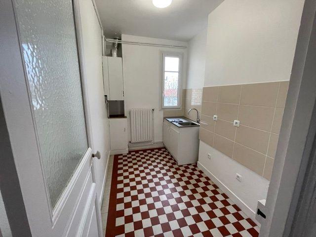 Location Appartement 3 pièces 53m² ST MAUR DES FOSSES 94100