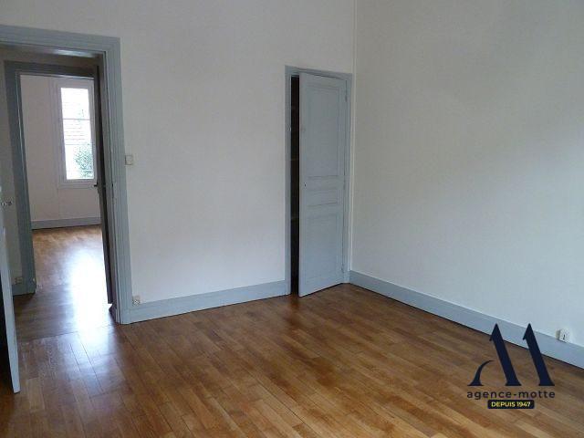 Location Appartement 3 pièces 53m² TOURS 37000