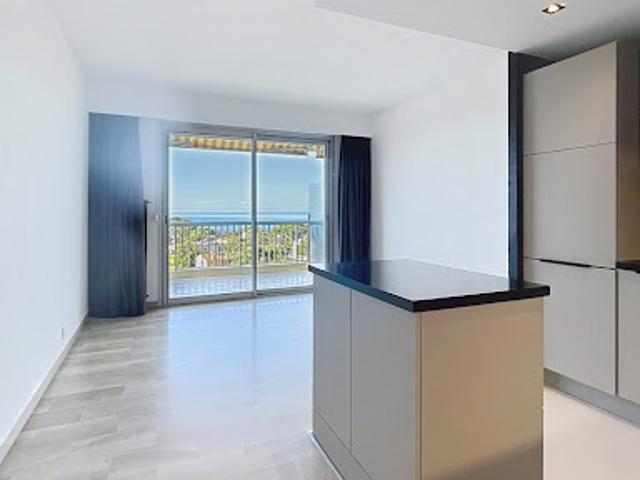 Location Appartement 3 pièces 50.82 m2 Cannes