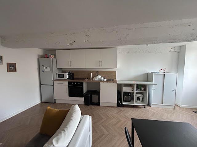 Location Appartement 3 pièces 50.28 m2 Nozay