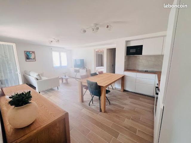 Location Appartement 3 pièces 50 m2 Porto Vecchio
